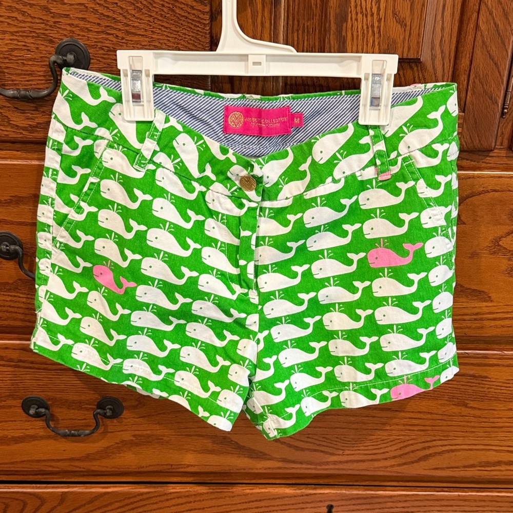 Vineyard Vines Macbeth Green Whale Print Cotton Shorts
